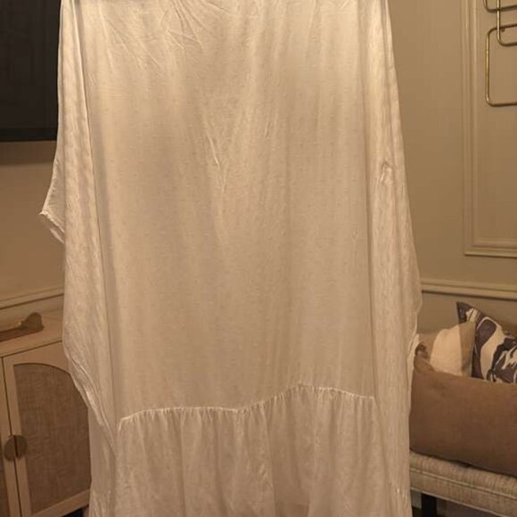 Lilly Pulitzer White Embroidered Lace-Up Ruffle Hem Caftan Cover-Up  L/XL - Picture 5 of 8